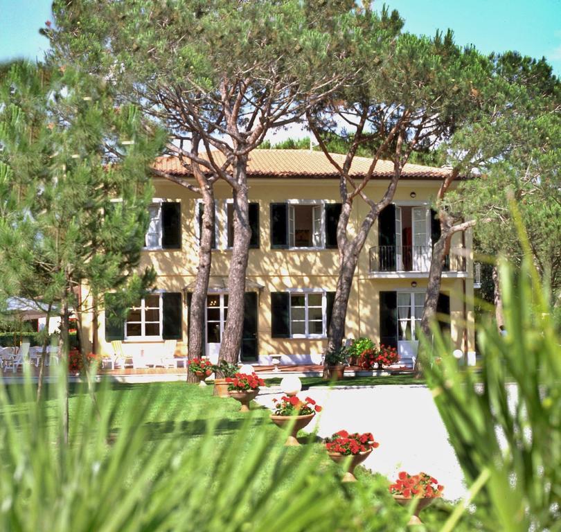 Hotel Villa Fiorisella Марина-ди-Масса Экстерьер фото